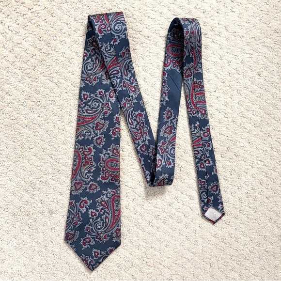 Christian Dior Silk Blue and Red Paisley Pointed Tie / flaw - Picture 1 of 7